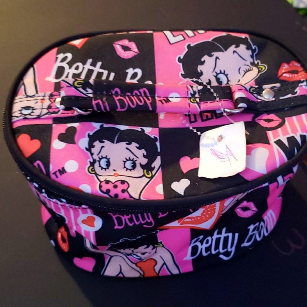 Makeup bag
